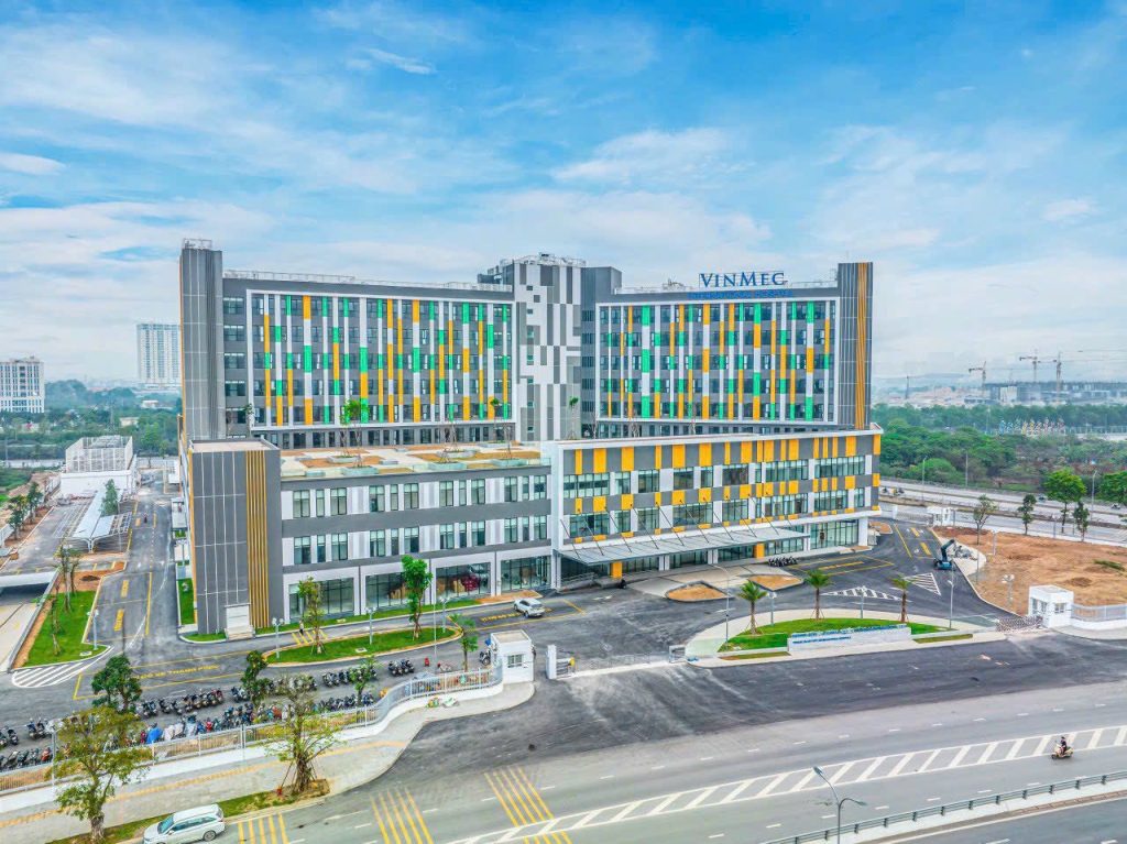 Bệnh viện Vinmec Smart City đang trong quá trình hoàn thiện, dự kiến khai trương cuối năm 2023 hoặc đầu 2024